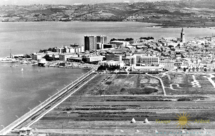 Razglednica s pogledom iz Semedele, od kjer se vidijo 2 nebotičnika okoli leta 1962 koper